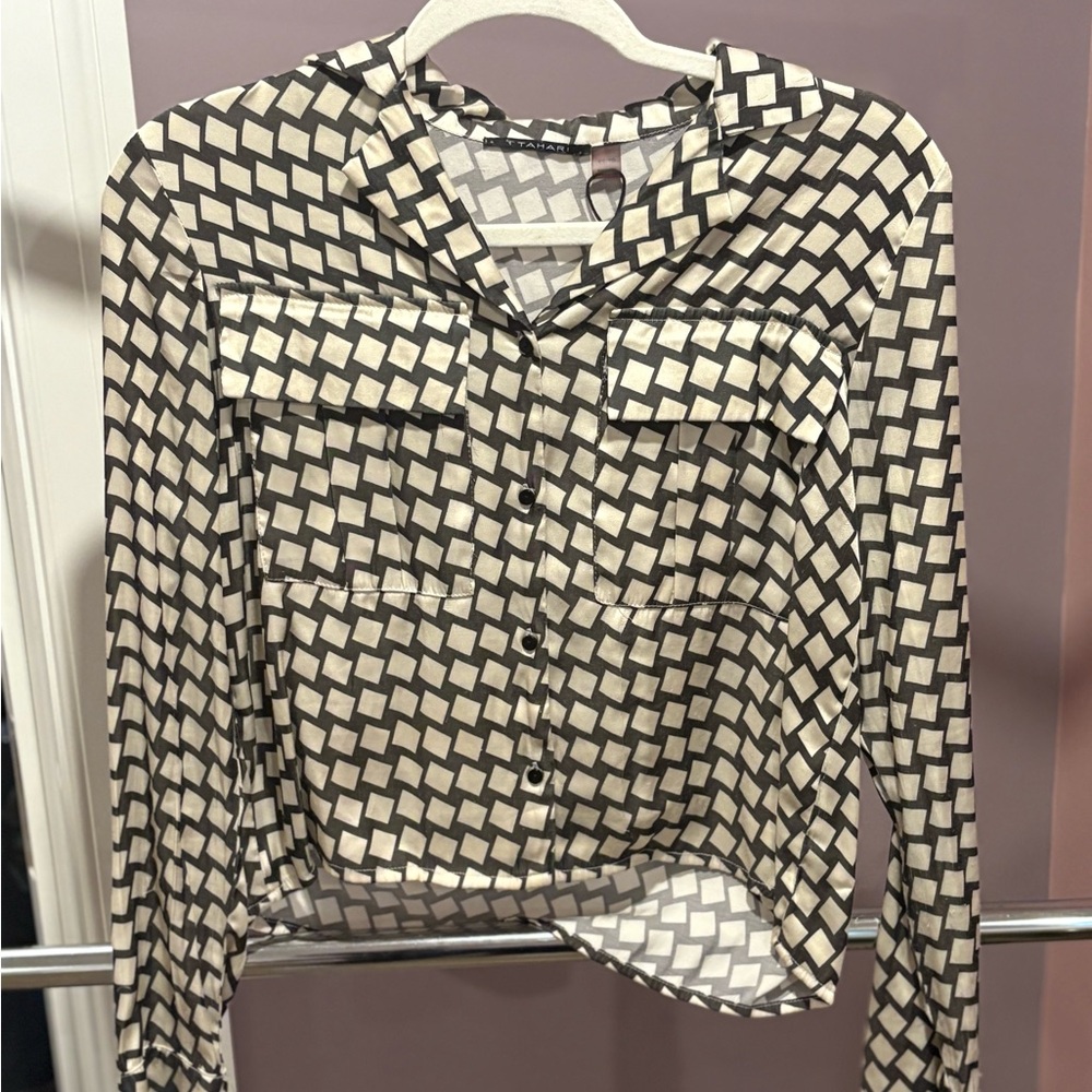 Tahari Black and Cream Geometric Button Down Shirt